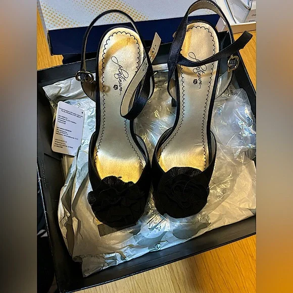 platinum BLACK PEEP TOE HEELS - Picture 2 of 6